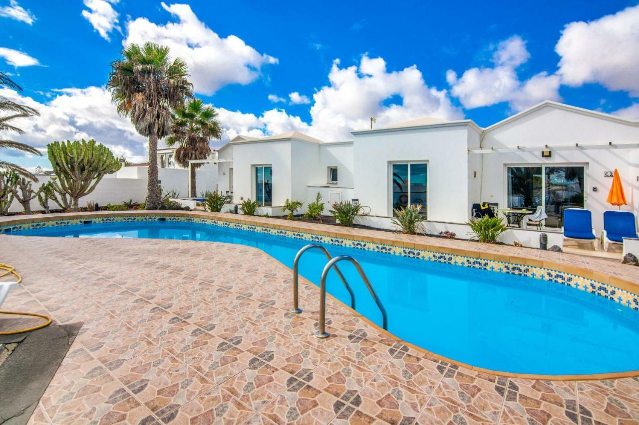 Charco Del Palo Bungalows Exterior photo