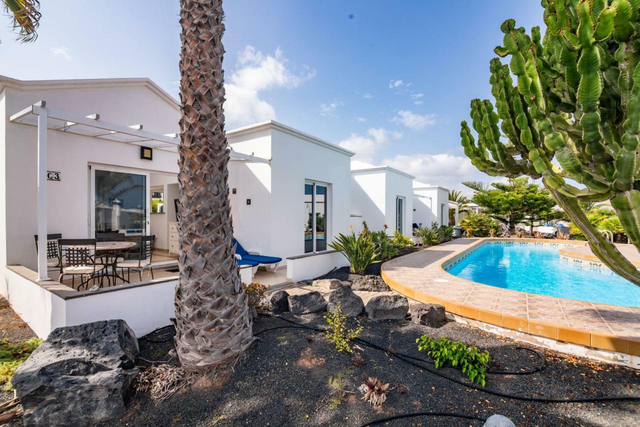 Charco Del Palo Bungalows Exterior photo